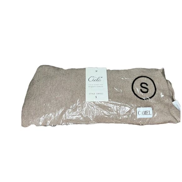 Cielo puff Sleeve Mock Turtleneck Sweater in Camel - Picture 3 of 10